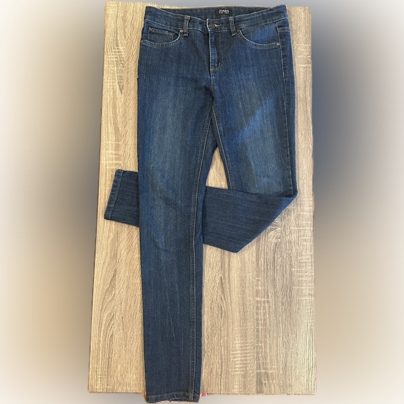 Jones New York Jeans - Picture 3 of 4